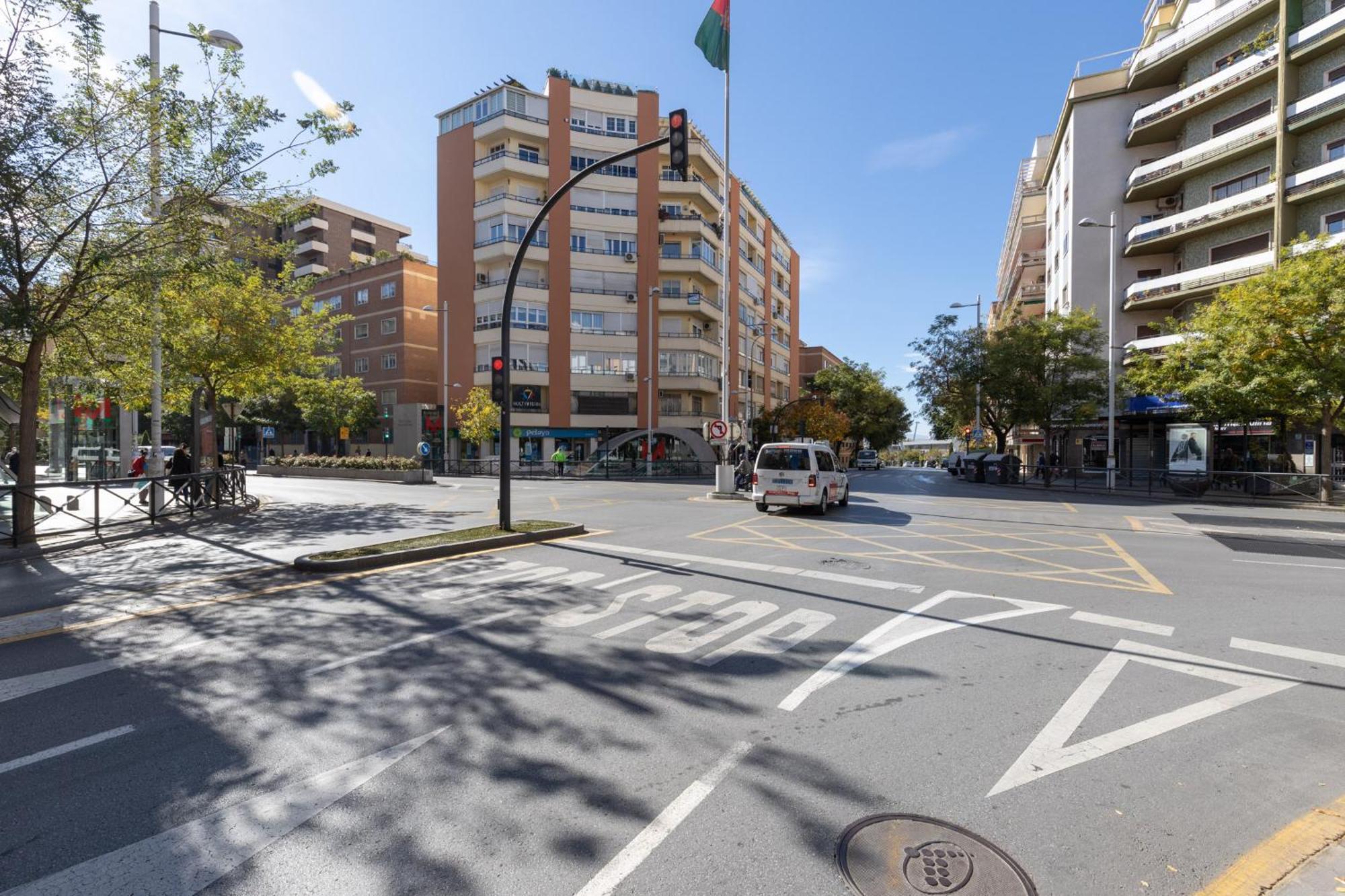 Moderno En Pleno Centro Granada